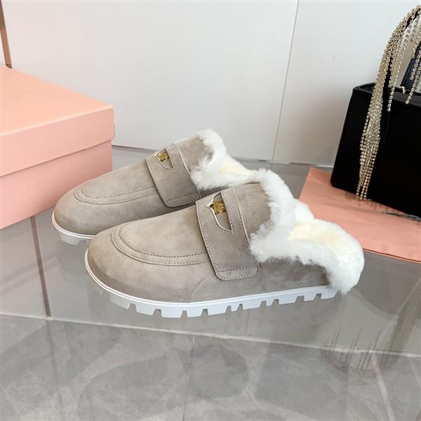 20243518944374 26023